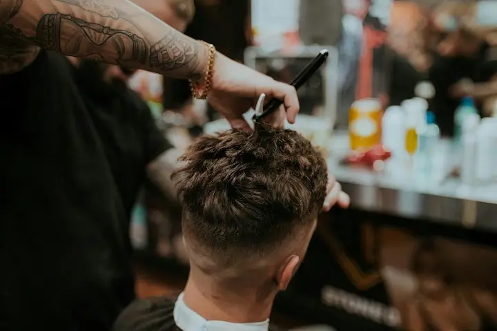Corte + acabamento na navalha